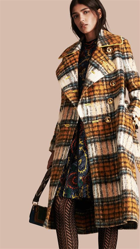 burberry tartan jacket women|previous plaid burberry campaign.